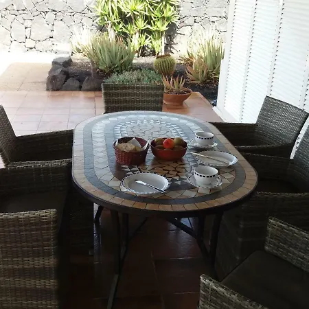 Casa Blanca Villa *